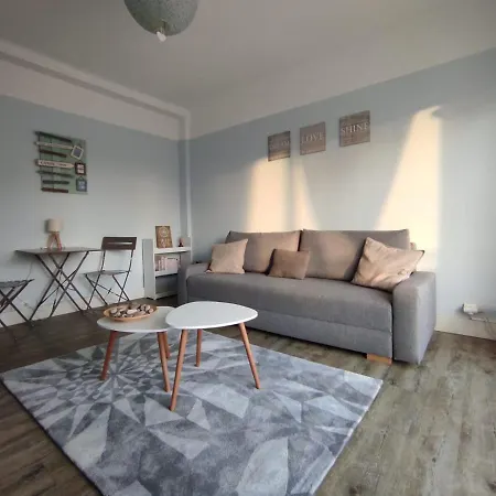 Tres Joli Studio A 350 M De La Plage *